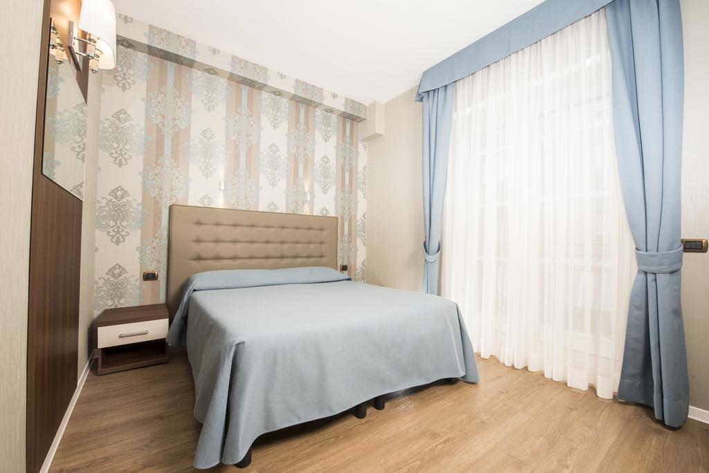 Bed & Breakfast Armonie Romane Room photo A bedroom